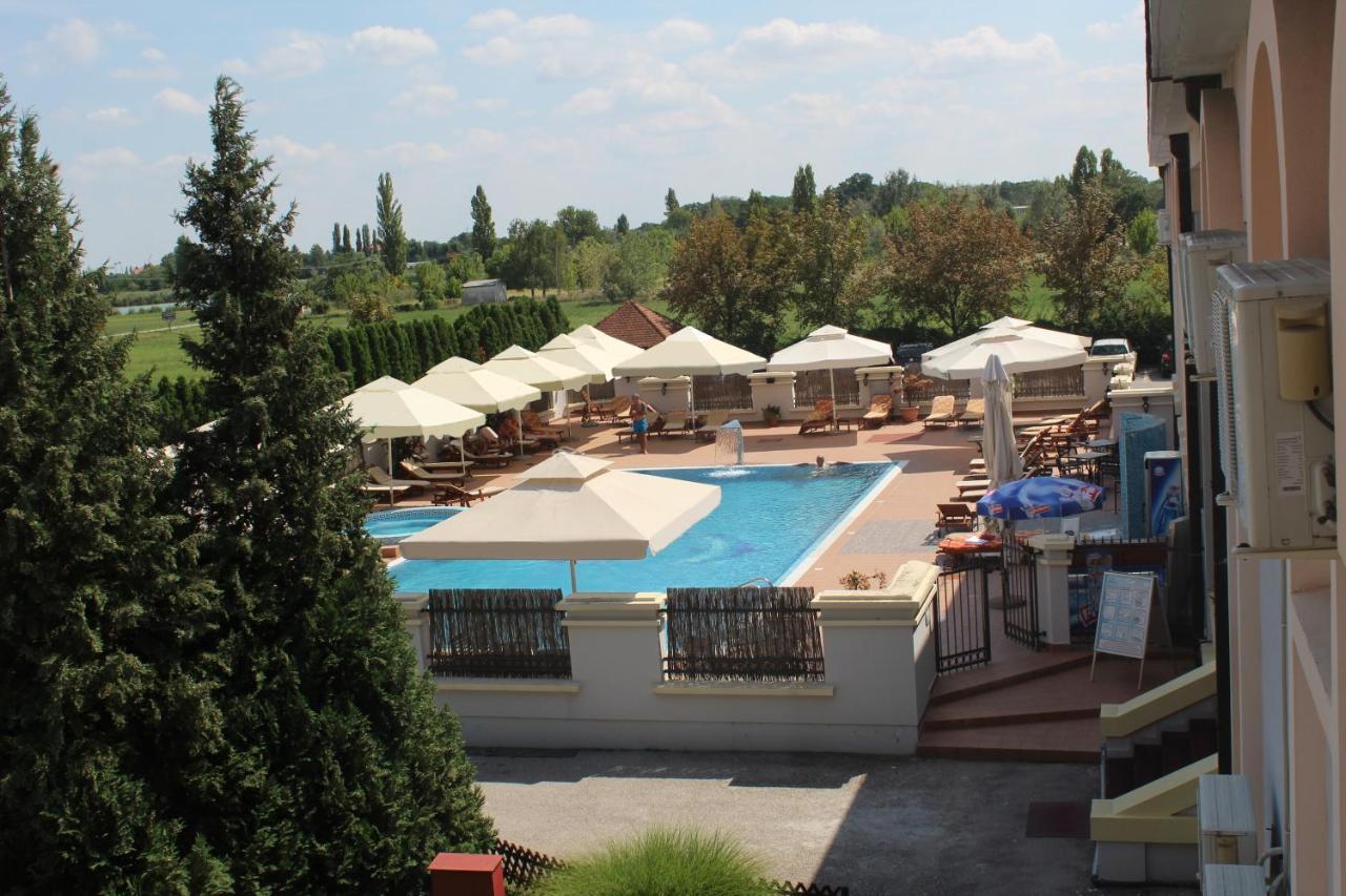 Hotel Prezident Palić Eksteriør bilde